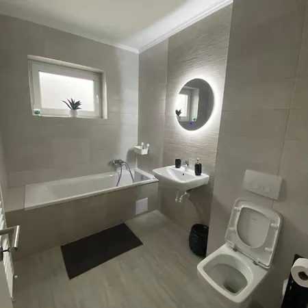 Alina Avangarden Braşov